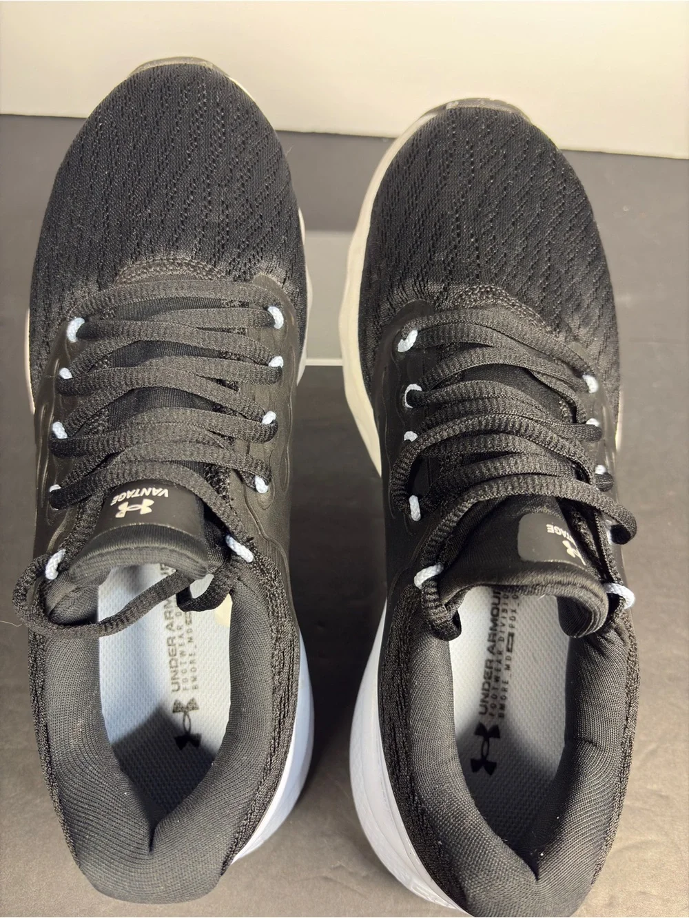 Under Armour Charged Vantage Black&White Women's Athletic Running Shoes S-8.5 - Picture 2 of 11